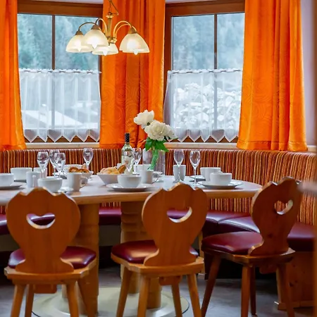 Zirmblick Holiday home *