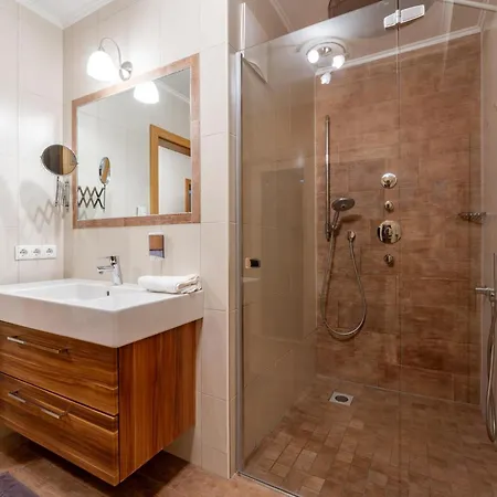 Zirmblick Feriehus *