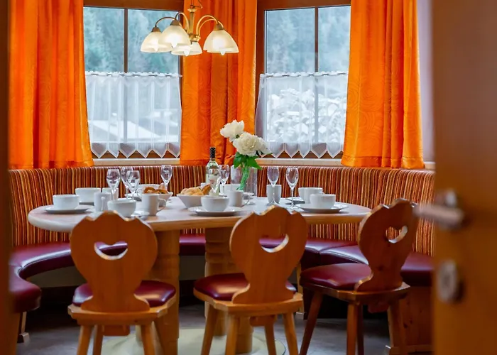 Zirmblick Tatil Evi *